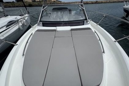 Charter Motorboat Jeanneau Cap Camarat 10.5 Wa Valras-Plage