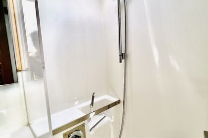 ONE IBIZA CREWED CATAMARÁN EXCESS 11