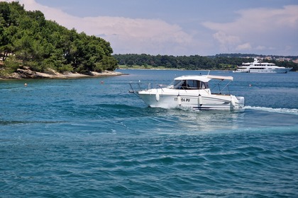 Beneteau Antares 680