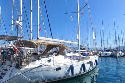 Daily or more rent experience with a professional skipper