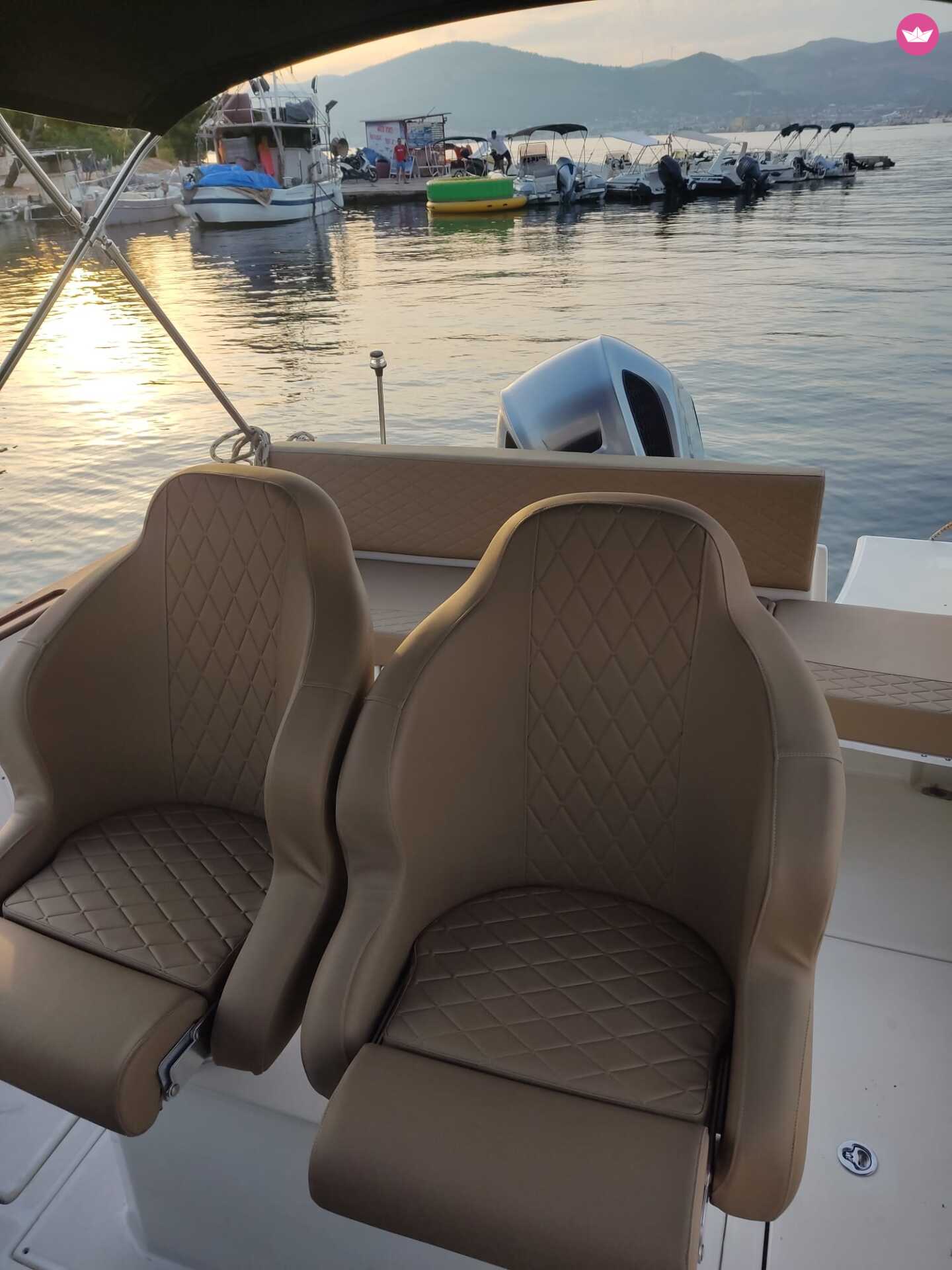 Bateau à moteur Jeanneau Cap Camarat 755 CC 250cv 6