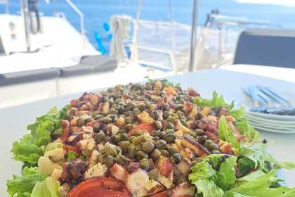 Lagoon 46 CHANGES. Dingy 25 PH FREE!