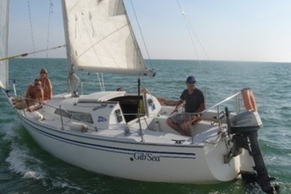 Hire Sailboat GIBSEA - GIBERT MARINE Gib'sea 24 Bourcefranc-le-Chapus