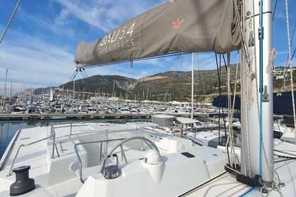 Explora Ibiza a Bordo del Exclusivo Bali 5.4 Only One Life