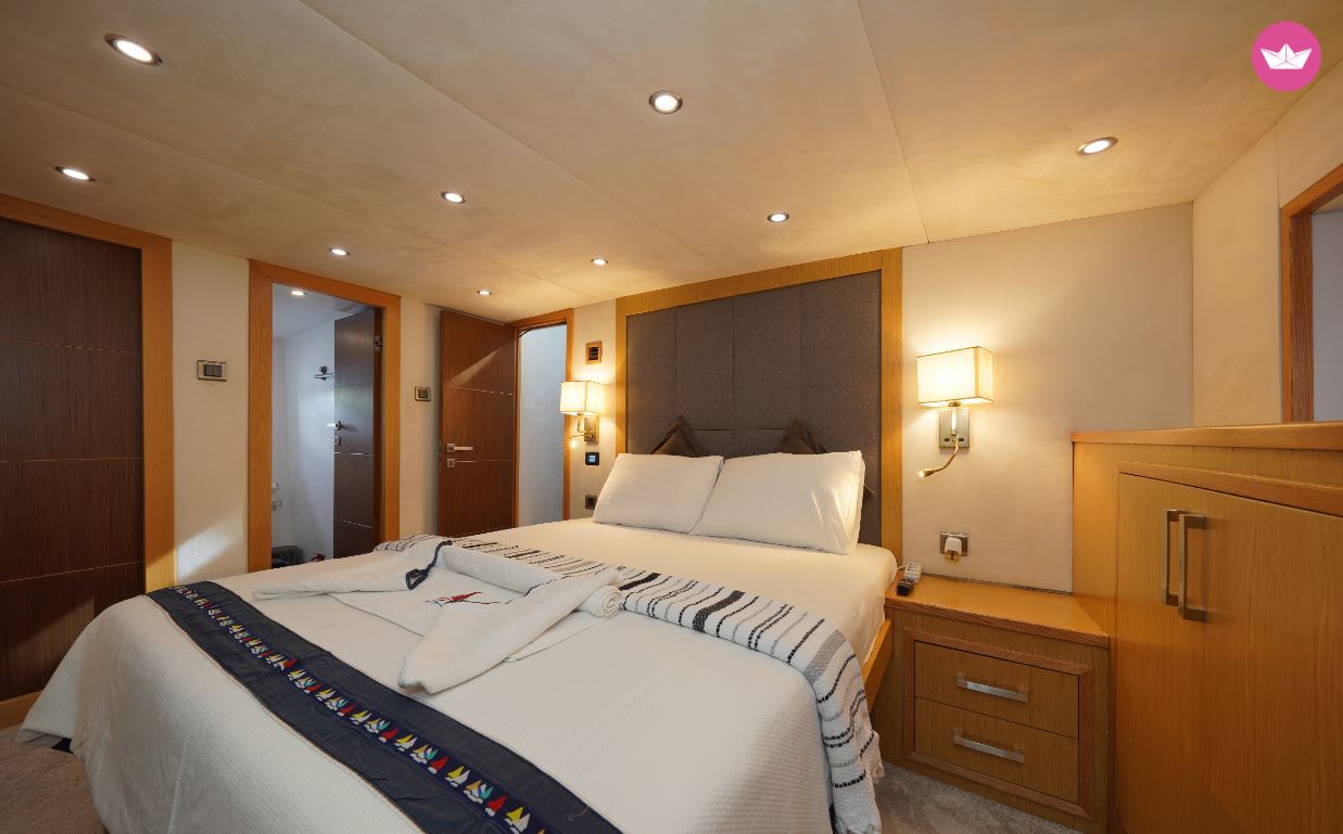 Bateau à moteur Özel Özel Yapım 1145cv 6