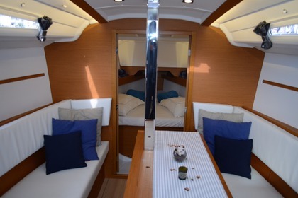 Jeanneau 349 - "Porto Tolero"