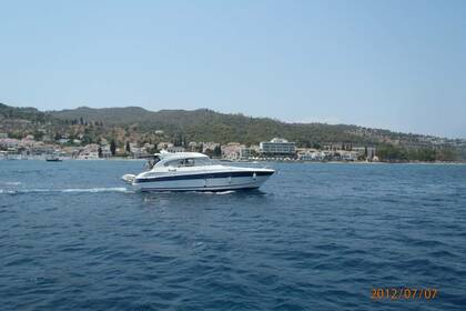 Hire Motorboat BAVARIA 37 HT Spetses