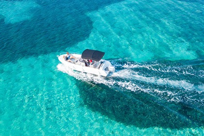 Atlantic 670 à louer avec skipper à Trogir