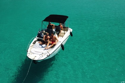 Location Bateau à moteur Quicksilver Activ 605 Sundeck Vinišće