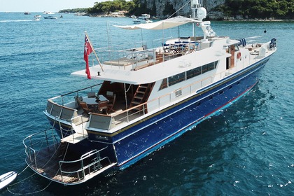 Miete Motoryacht Chantier Naval d'Antibes Gentleman's Rivera Cruiser Cannes