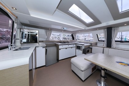 Aluguel Catamarã Fountaine Pajot Fountaine Pajot Elba 45 Trogir