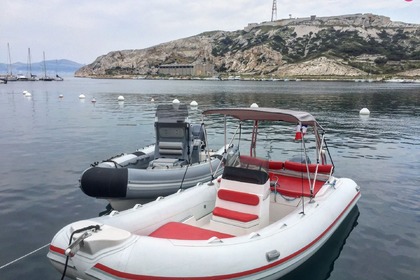 Hyra båt RIB-båt italboats predator 600 Marseille
