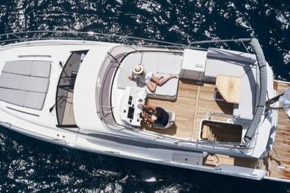 Prestige 420 Fly Motor Yacht