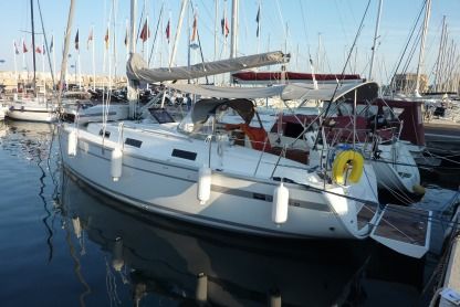 Rental Sailboat Bavaria Cruiser 32 Bormes-les-Mimosas