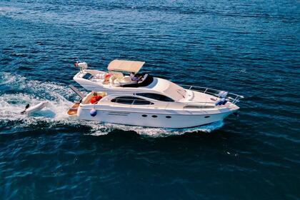 Noleggio Yacht Azimut Azimut 46 Bodrum