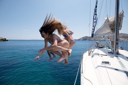 Full Day Cruise to Dia Island