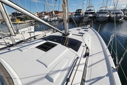 Hyra båt Segelbåt Dufour Yachts Dufour 41 - 4 cab. Trogir