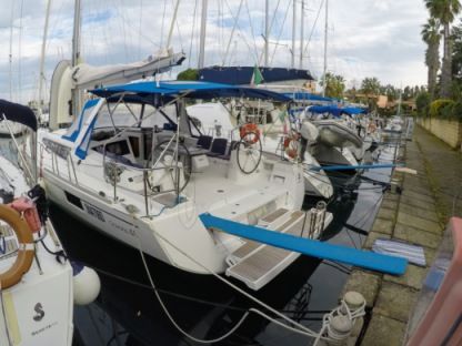 Charter Sailboat Beneteau Oceanis 48 Furnari