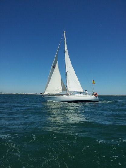 Charter Sailboat Centro Nautico Visier 35 Huelva