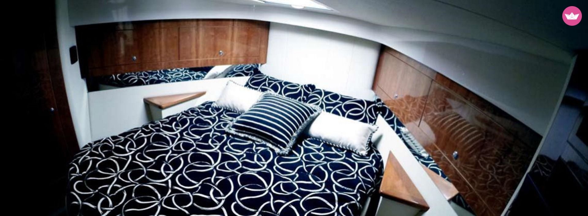 Riviera 48 Express in Cavalaire-sur-Mer for hire