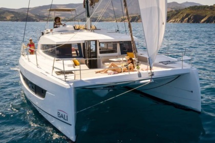 Hire Catamaran Catana Group Bali 4.2 - 4 + 1 cab. Palairos