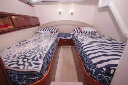 lovely motoryacht for 6 people in Antalya/Kemer