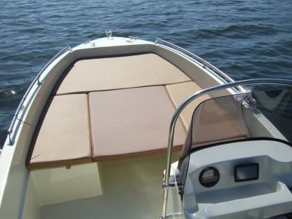 Location Bateau à moteur Karel 450 Open Nantes