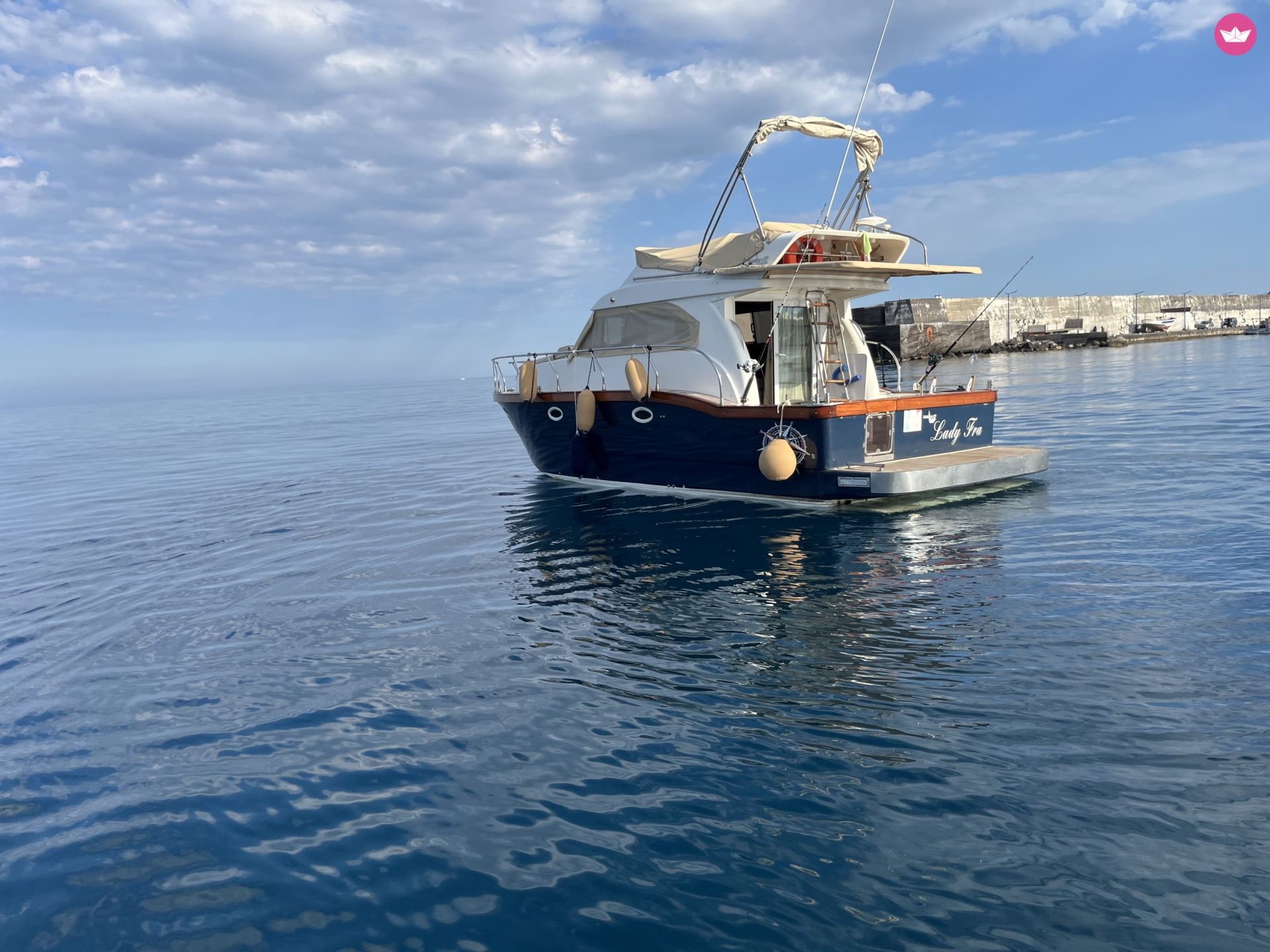 Bateau à moteur Viking Sanremo32 fly 480cv 4