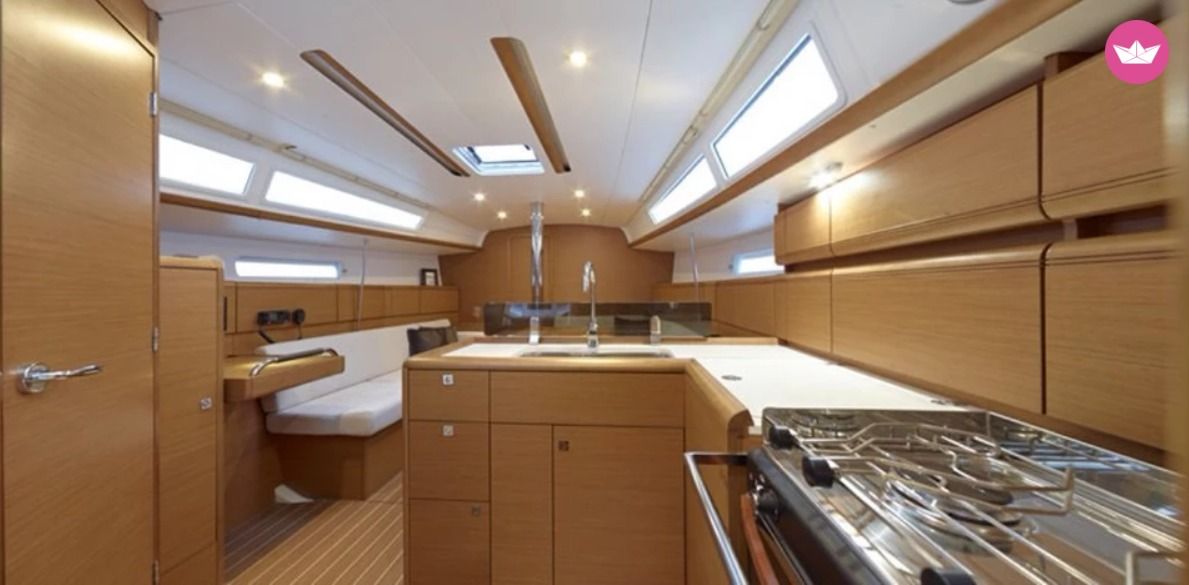 Sailboat Jeanneau Sun Odyssey 37.9  