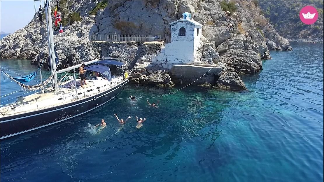 Charter sailboat in Athens  