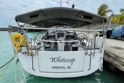 Charter Sailboat Jeanneau Sun Odyssey 440 - 3 cab. Tortola