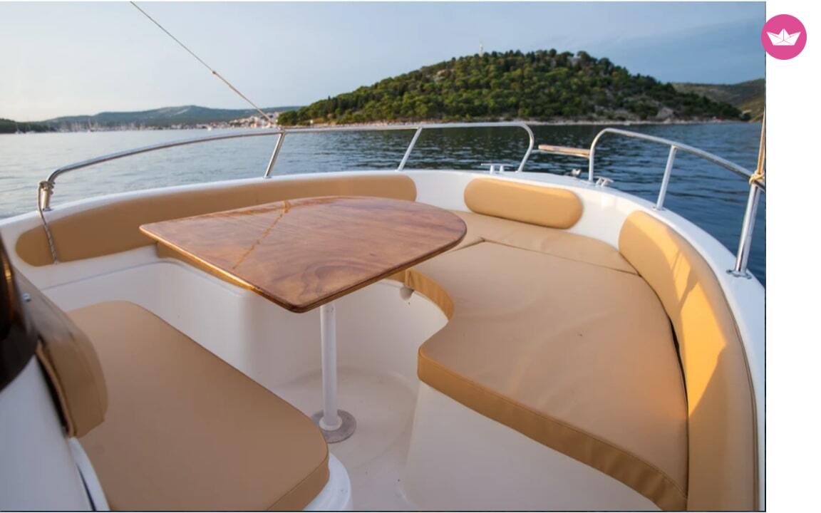 Bateau à moteur Blu 670 150cv 5