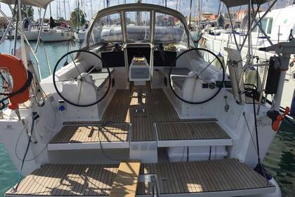 Explore Greece and the brand new Ionian Sea on Dufour 382