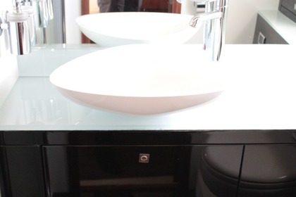 Sunseeker Predator 64