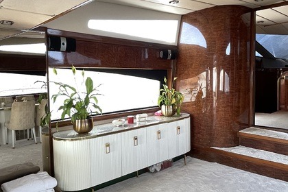 32 meter 5 double cabin 6 crew luxury yacht