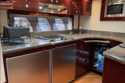 Sea Ray Sundancer 60' Luxury Yacht