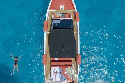 Hire Motorboat De Antonio Yacht D34 Open Cala Gonone