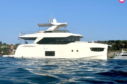 Charter Motor yacht Navetta Absolute Nice