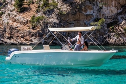 Alquiler Lancha Invictus 190 fX Saint-Laurent-du-Var