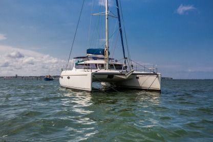 Verhuur Catamaran Foutaine Pajot Lavezzi 40 Arcachon