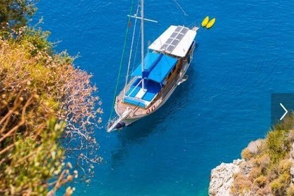 Aluguel Escuna Traditional Gulet with a capacity of 8 people Ketch Kaş