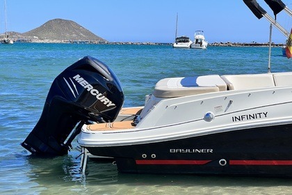 Bayliner VR6 Bowrider - Navega con INFINITY