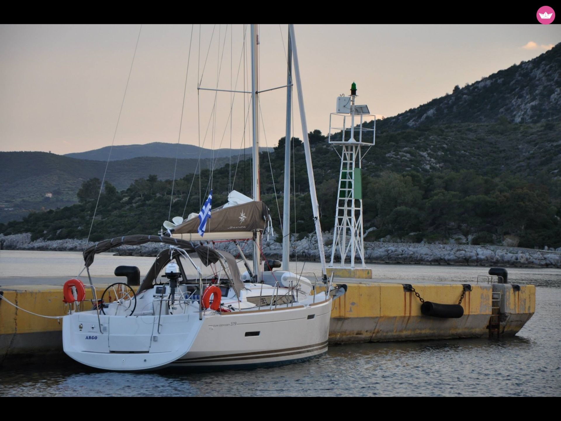 Sailboat Jeanneau Sun Odyssey 37.9  