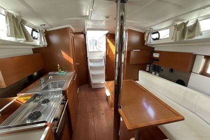 Verhuur Zeilboot BENETEAU OCEANIS 38 Kroatië