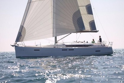 Charter Sailboat JEANNEAU SUN ODYSSEY 449 Lefkada