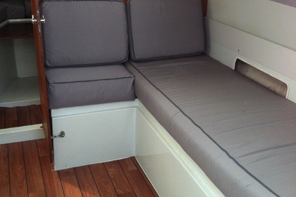 Location Voilier YACHTING FRANCE Jouet 27 Le Grau-du-Roi