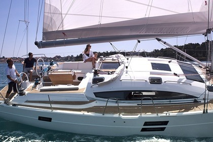 Hire Sailboat ELAN 494 Impression San Benedetto del Tronto