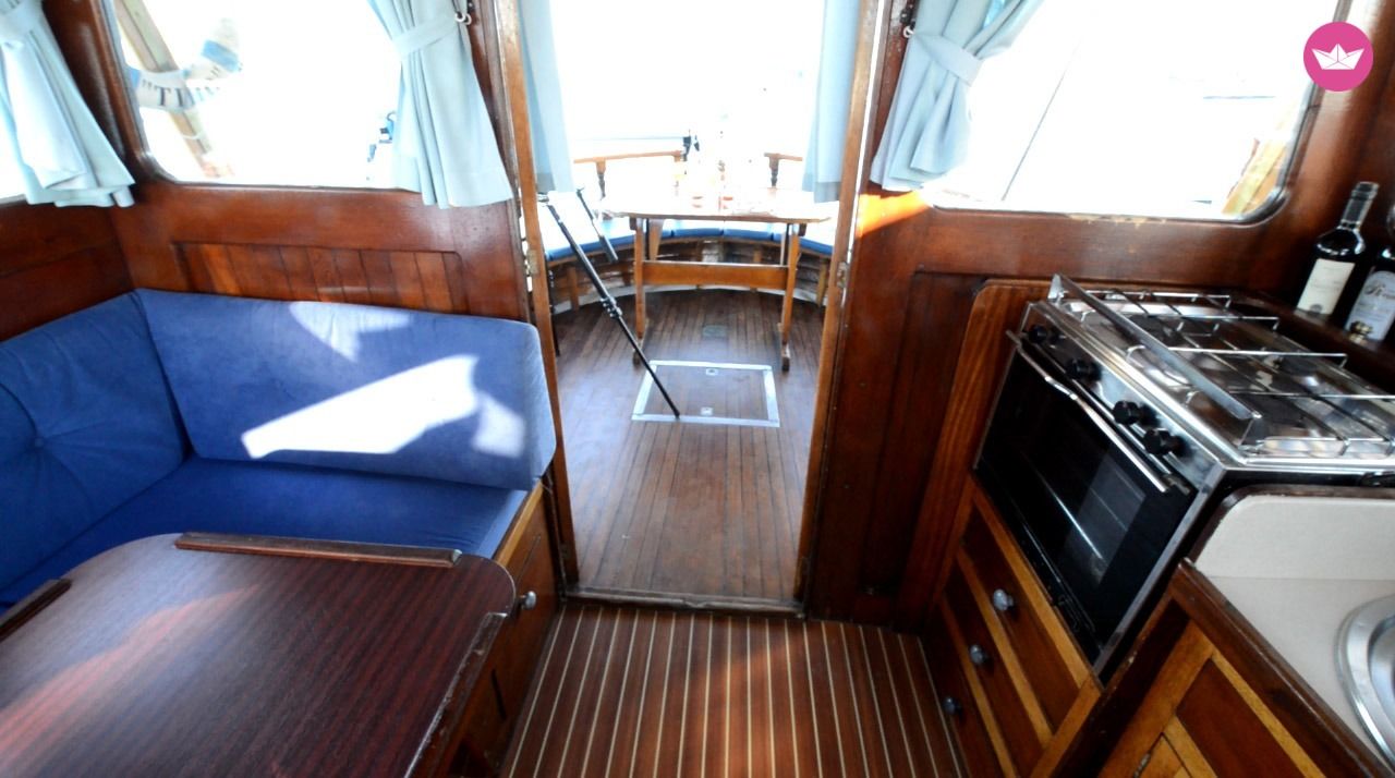 Charter motorboat in Zadar  