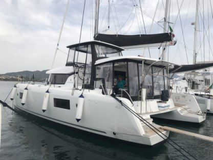 Charter Catamaran Lagoon 42 Portisco