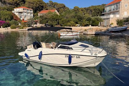 Quicksilver Activ 555 Cabin